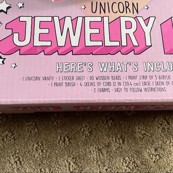It’s So Me! Unicorn Jewelry Box Kit & Make Your Own Jewelry Age 6+ - Picture 5 of 10